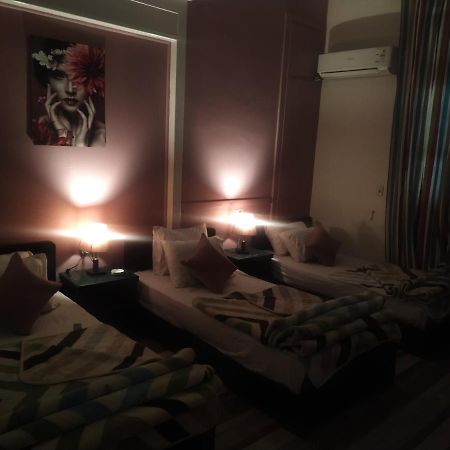 Cairo Golden Plaza Hostel ภายนอก รูปภาพ