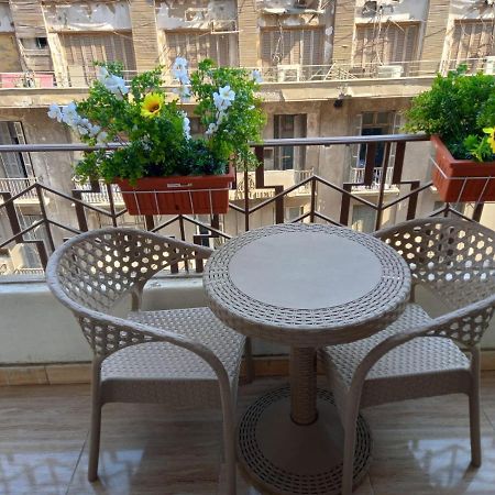 Cairo Golden Plaza Hostel ภายนอก รูปภาพ
