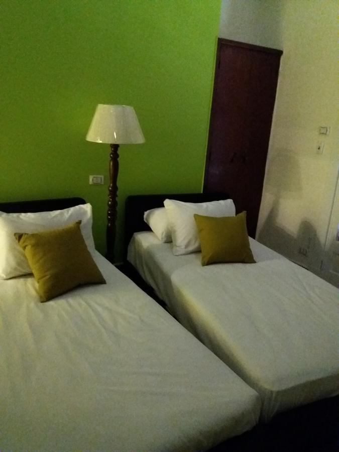 Cairo Golden Plaza Hostel ภายนอก รูปภาพ