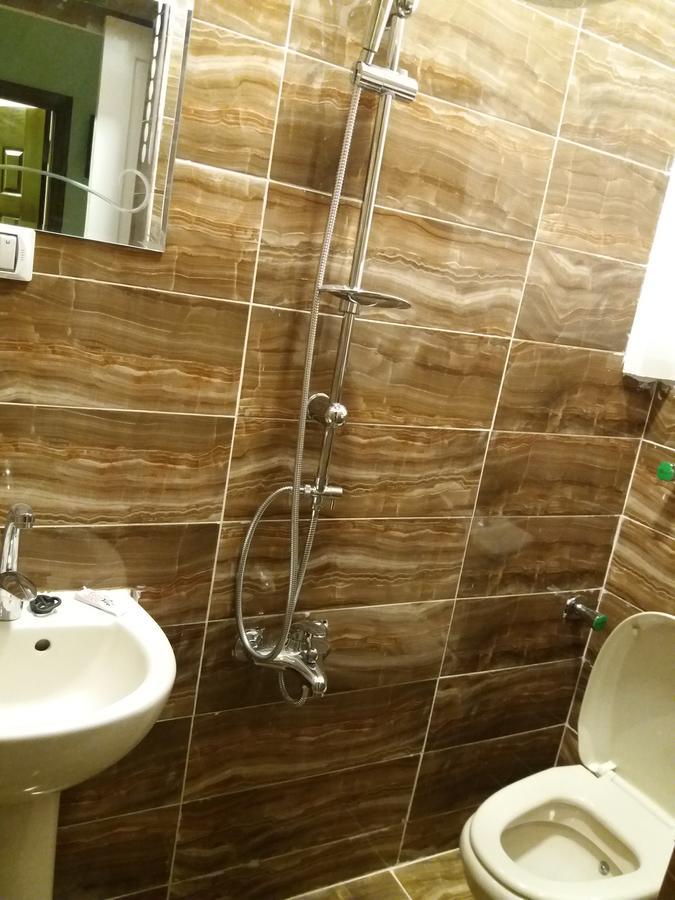 Cairo Golden Plaza Hostel ภายนอก รูปภาพ